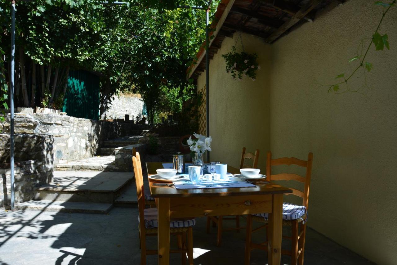 Riverside Cottage Kato Platres Экстерьер фото